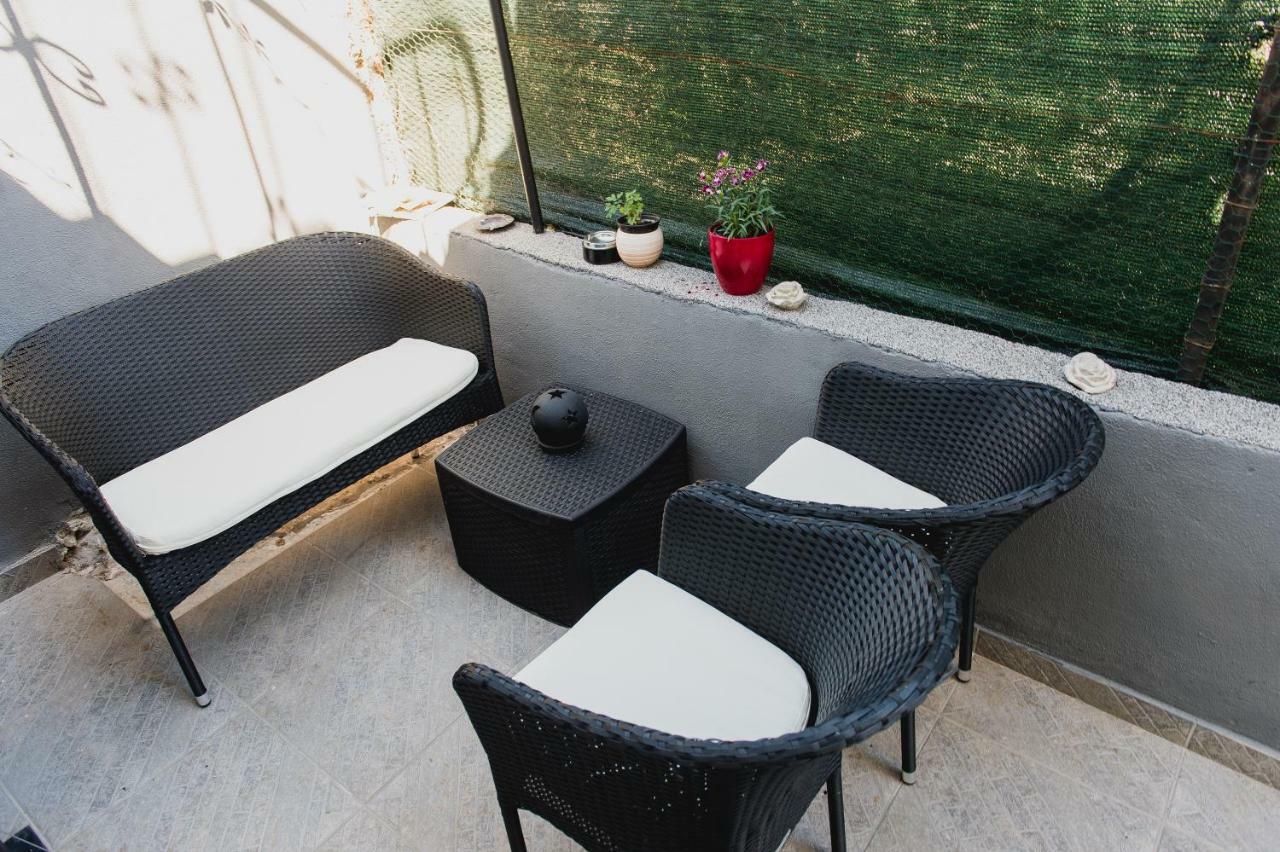 Apartment Ella Рогозниця Екстер'єр фото